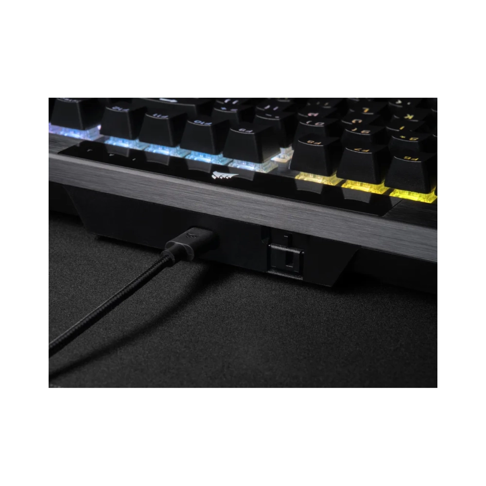corsair k70 rgb pro full size 100 usb mechanical qwerty rgb led black